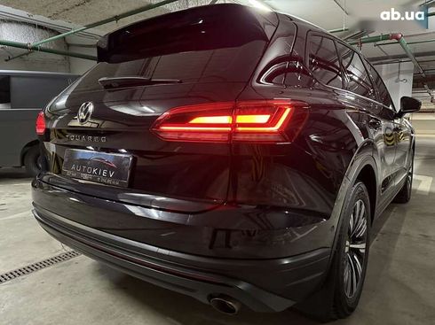 Volkswagen Touareg 2020 - фото 19