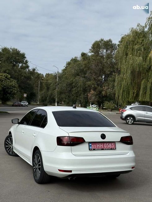 Volkswagen Jetta 2016 - фото 9