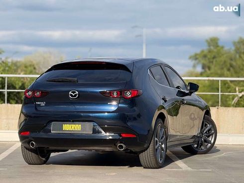 Mazda 3 2019 - фото 11