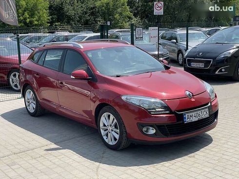 Renault Megane 2012 - фото 10
