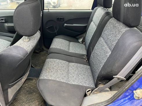 Daihatsu Terios 2000 синий - фото 8