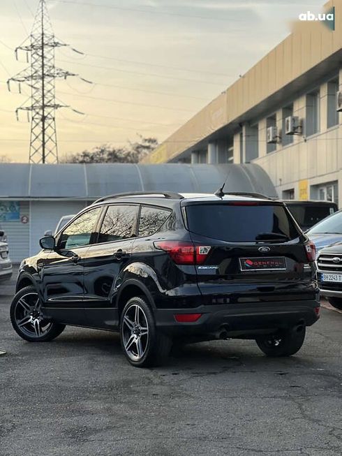 Ford Escape 2018 - фото 6