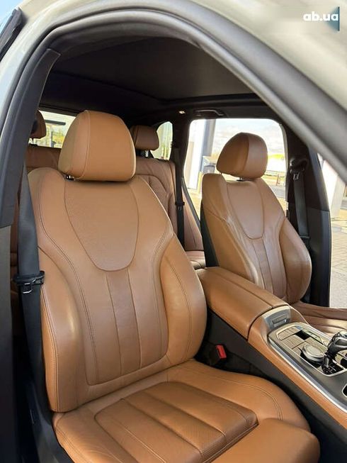 BMW X5 2018 - фото 23