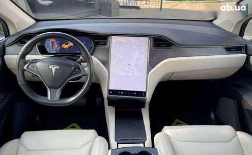 Tesla Model X 2018 - фото 25