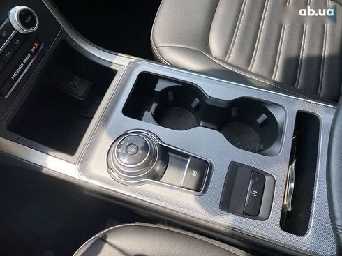 Ford Edge 2021 - фото 18