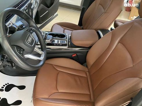 Audi Q7 2020 - фото 24