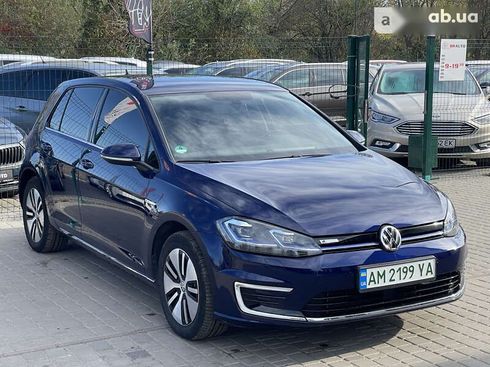 Volkswagen e-Golf 2020 - фото 6