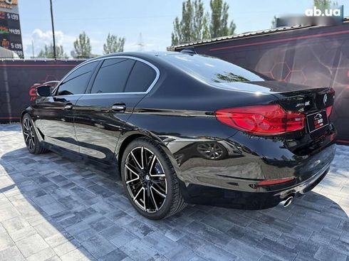 BMW 5 серия 2017 - фото 16