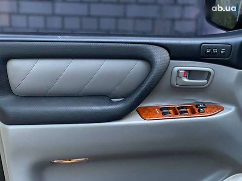 Toyota Land Cruiser 2006 - фото 24