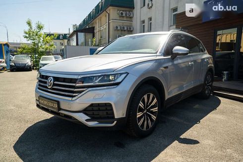 Volkswagen Touareg 2021 - фото 3