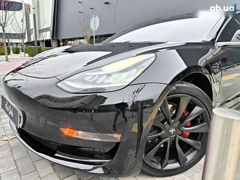 Tesla Model 3 2019 - фото 2