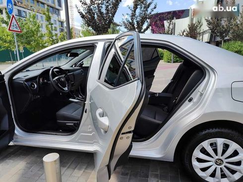 Toyota Corolla 2019 - фото 6