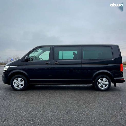 Volkswagen Multivan 2021 - фото 6