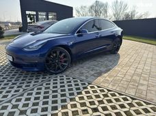 Продаж вживаних Tesla Model 3 2018 року в Ужгороді - купити на Автобазарі