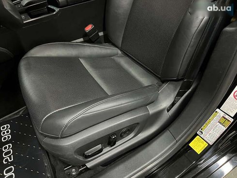 Lexus ES 2018 - фото 17