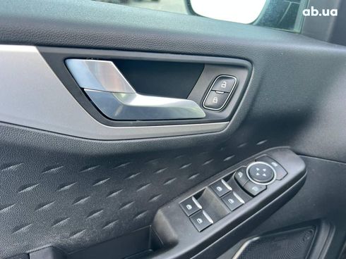 Ford Escape 2020 черный - фото 16