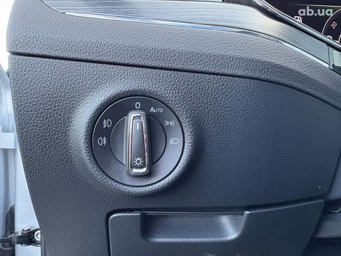 Skoda Superb 2019 серый - фото 22
