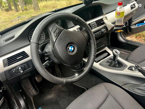 BMW 3 серия 2009 черный - фото 12