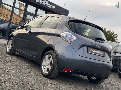 Renault Zoe 2019 - фото 12