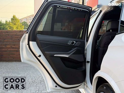 BMW X5 2018 - фото 26
