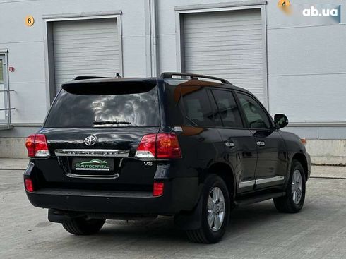 Toyota Land Cruiser 2014 - фото 10