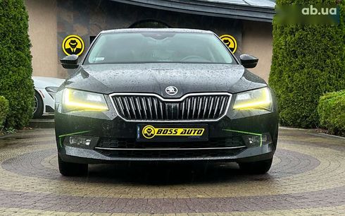 Skoda Superb 2018 - фото 2