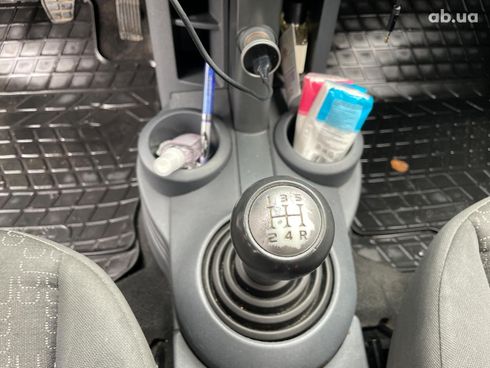 Mitsubishi Colt 2010 белый - фото 70