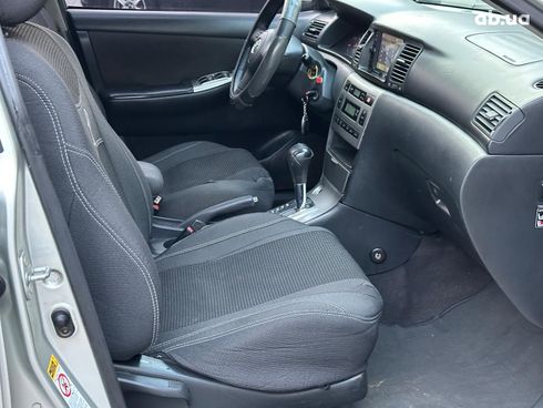 Toyota Corolla 2006 серый - фото 19