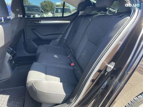 Skoda Superb 2018 - фото 15