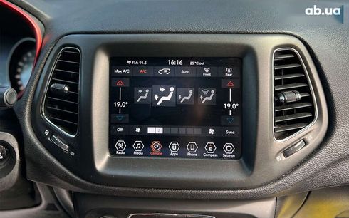 Jeep Compass 2019 - фото 11
