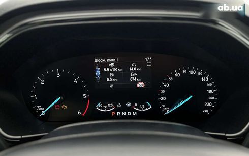 Ford Focus 2021 - фото 24