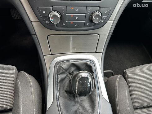 Opel Insignia 2013 белый - фото 15