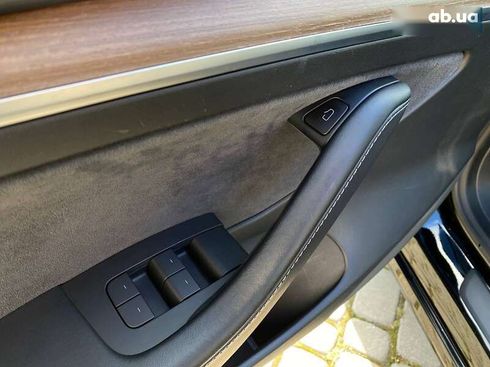 Tesla Model 3 2022 - фото 12