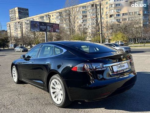 Tesla Model S 2019 - фото 10