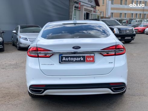 Ford Mondeo 2019 белый - фото 6