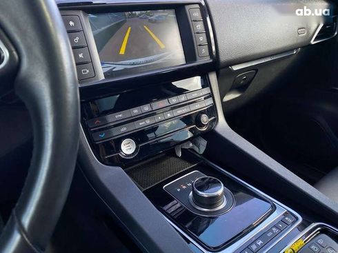 Jaguar F-Pace 2017 - фото 24