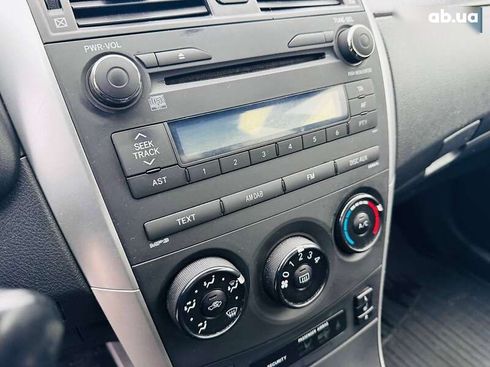 Toyota Corolla 2012 - фото 30