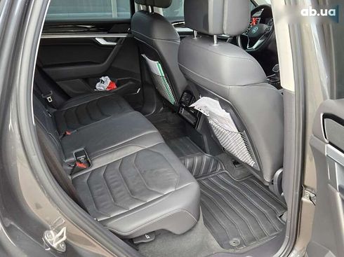 Volkswagen Touareg 2022 - фото 14