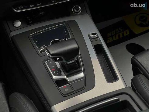 Audi Q5 2017 - фото 22