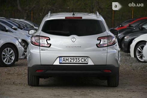 Renault Megane 2011 - фото 28