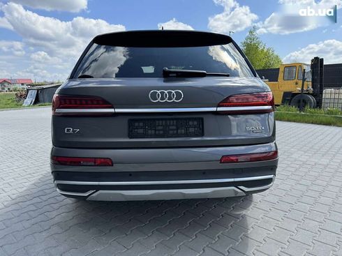 Audi Q7 2020 - фото 15