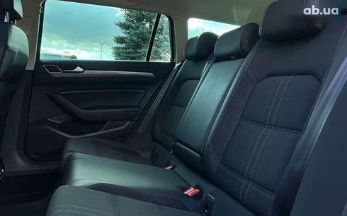 Volkswagen passat alltrack 2019 - фото 21