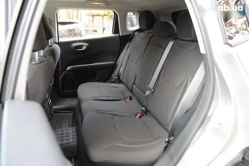 Jeep Compass 2017 - фото 8