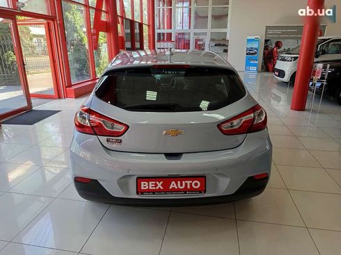 Chevrolet Cruze 2018 - фото 4