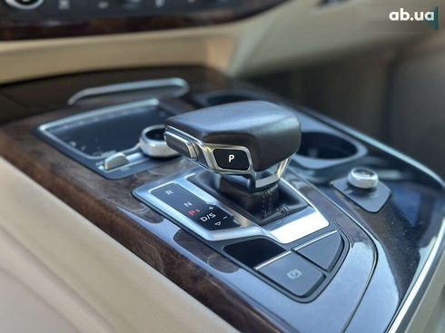 Audi Q7 2017 - фото 21