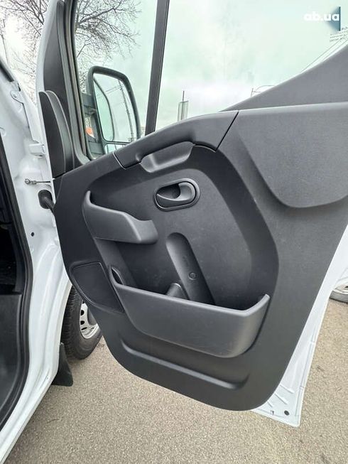 Opel Movano 2020 - фото 26