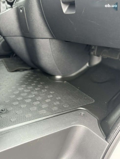 Renault Trafic 2021 - фото 29
