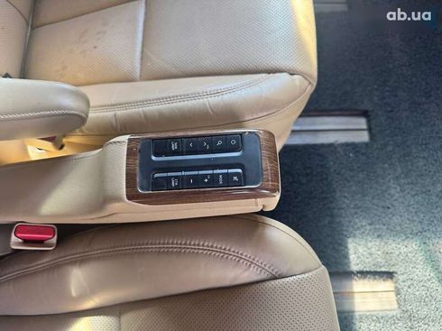 Kia Carnival 2017 - фото 19