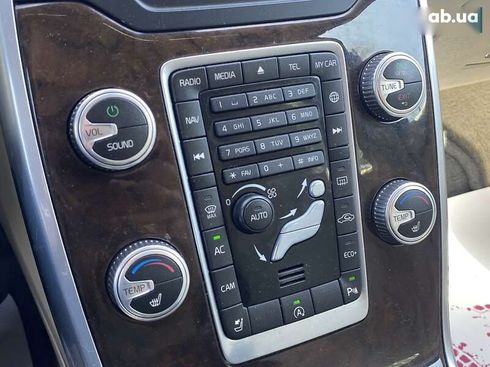 Volvo XC70 2015 - фото 26