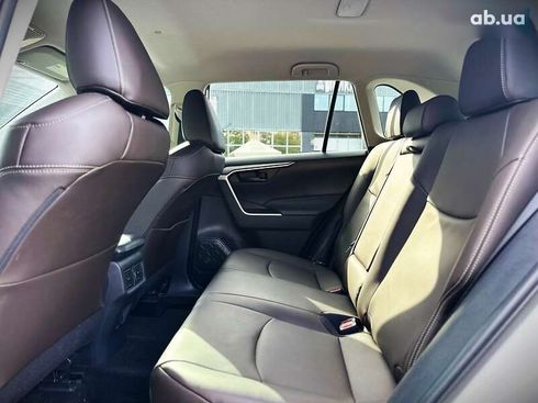 Toyota RAV4 2022 - фото 30